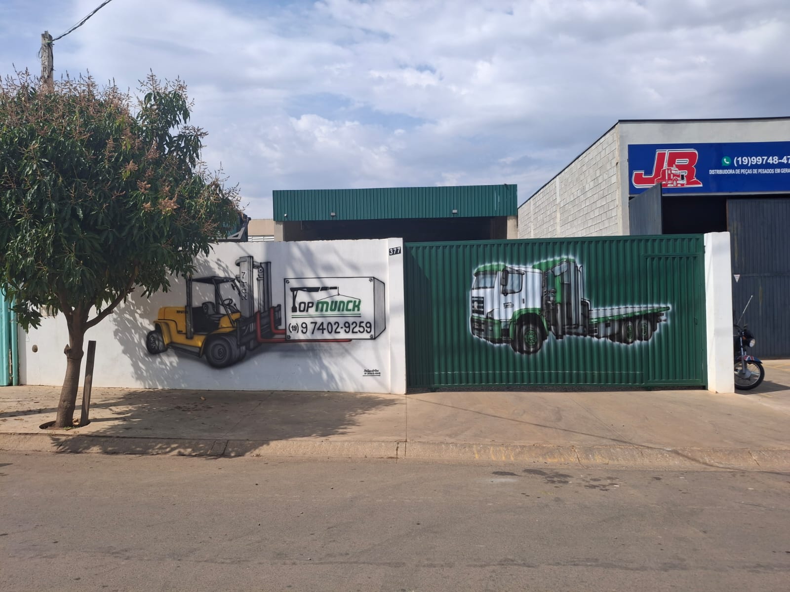 Locação de Munck em Salto